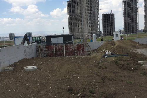 Beton Duvarı
