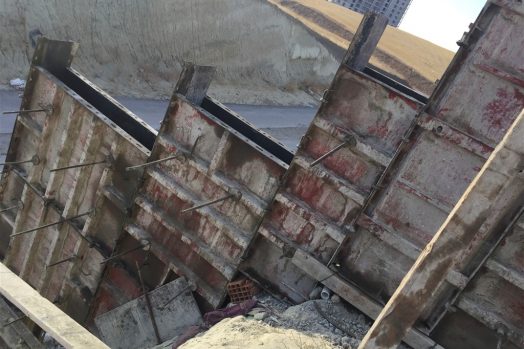 Beton Duvarı